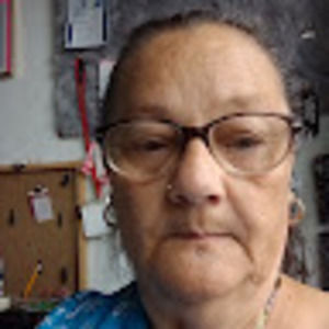 Meet your Posher, Aida